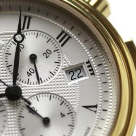 שעון לגבר יוקרתי פרדריק קונסטנט FREDERIQUE CONSTANT FC-292MC4P5 מוזהב לוח לבן רצועה חומה