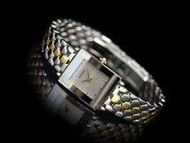 שעון לאישה יוקרתי ראדו RADO R20489123 כסוף מיזהב מלבני לוח אפור